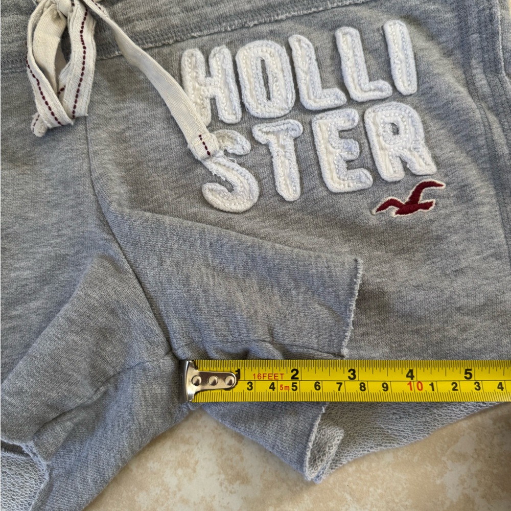 Early 2000s y2k Hollister low rise bird logo shortie short medium - Picture 10 of 10